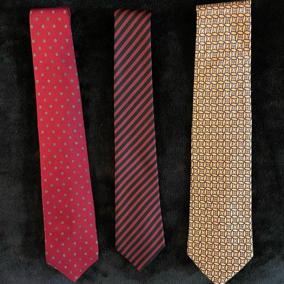 Assorted ties - Picture 2 of 6